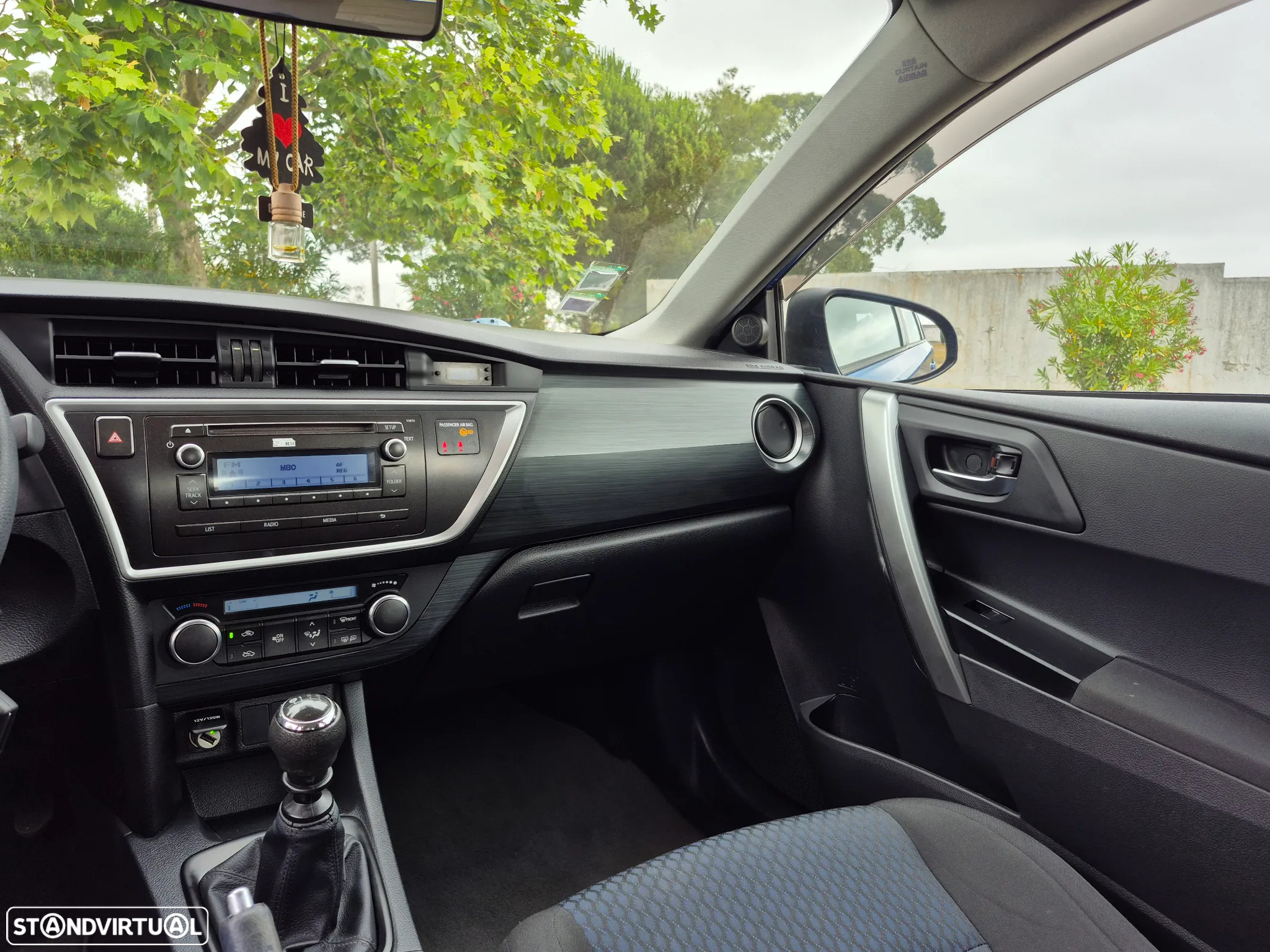Toyota Auris 1.33 VVT-i ACtive - 15