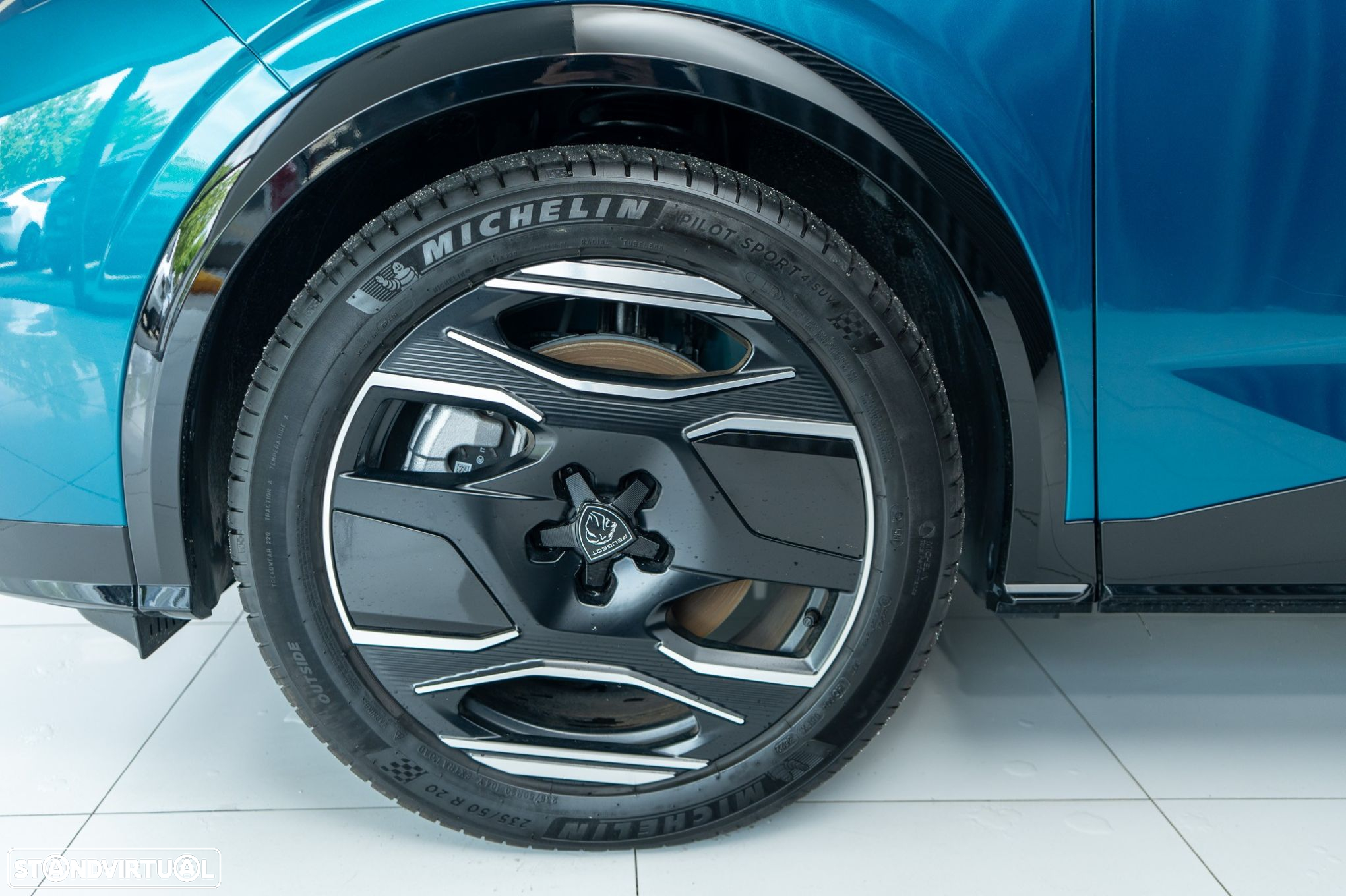 Peugeot E-3008 73 kWh GT - 39