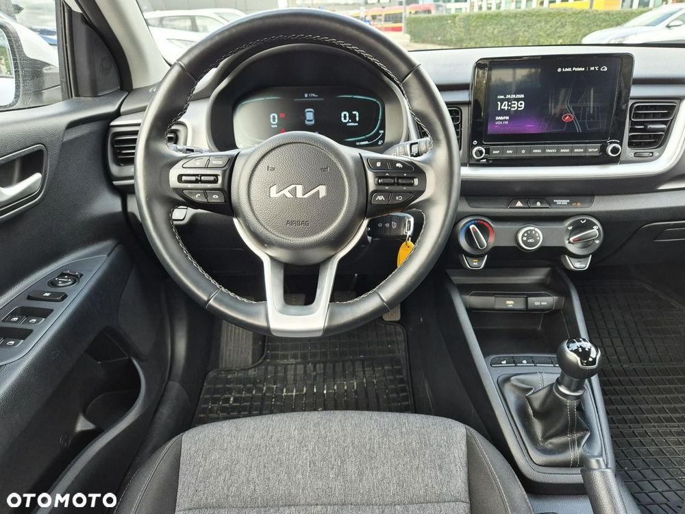 Kia Stonic 1.2 M - 24