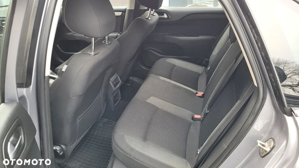 Citroën C4 e-HDi 115 ETG6 Exclusive - 10