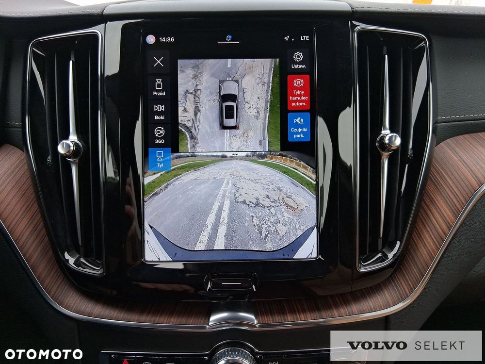 Volvo XC 60 - 30