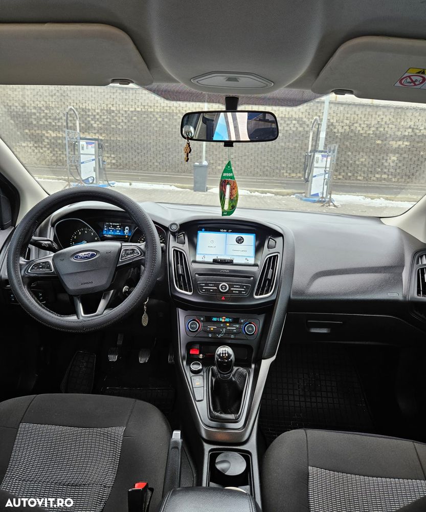 Ford Focus 1.0 EcoBoost Trend - 6