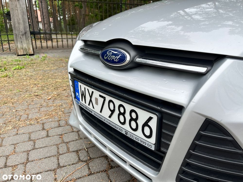 Ford Focus 1.6 Trend - 16