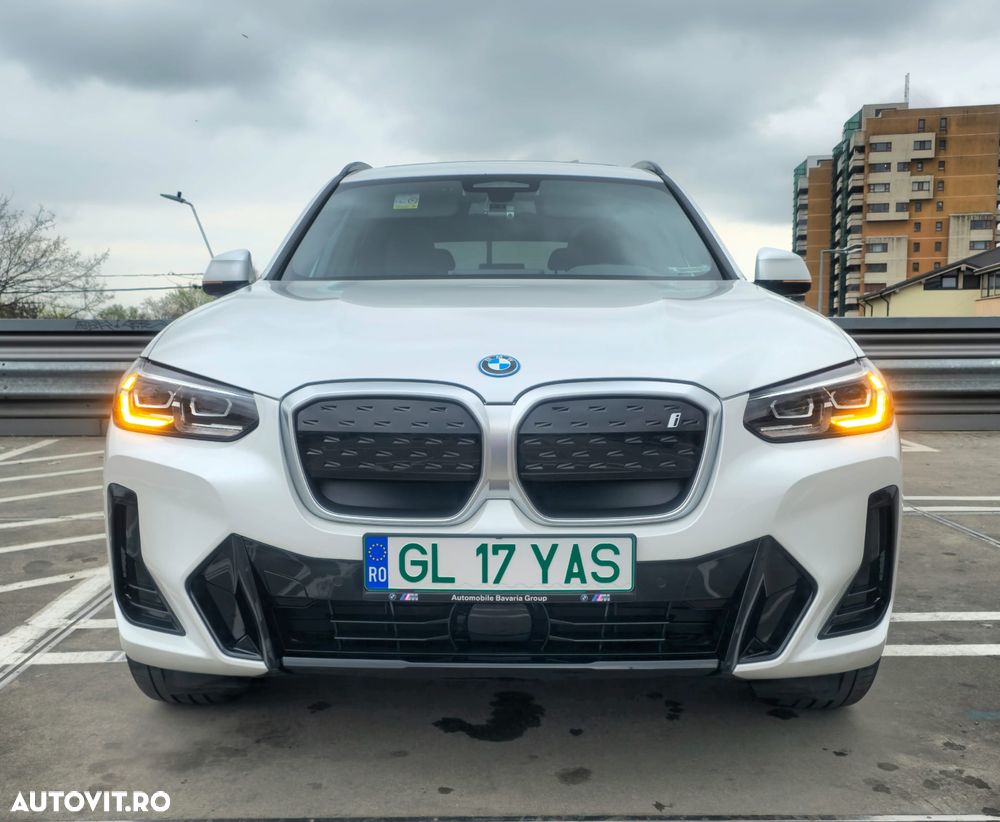 BMW iX3 Standard - 5