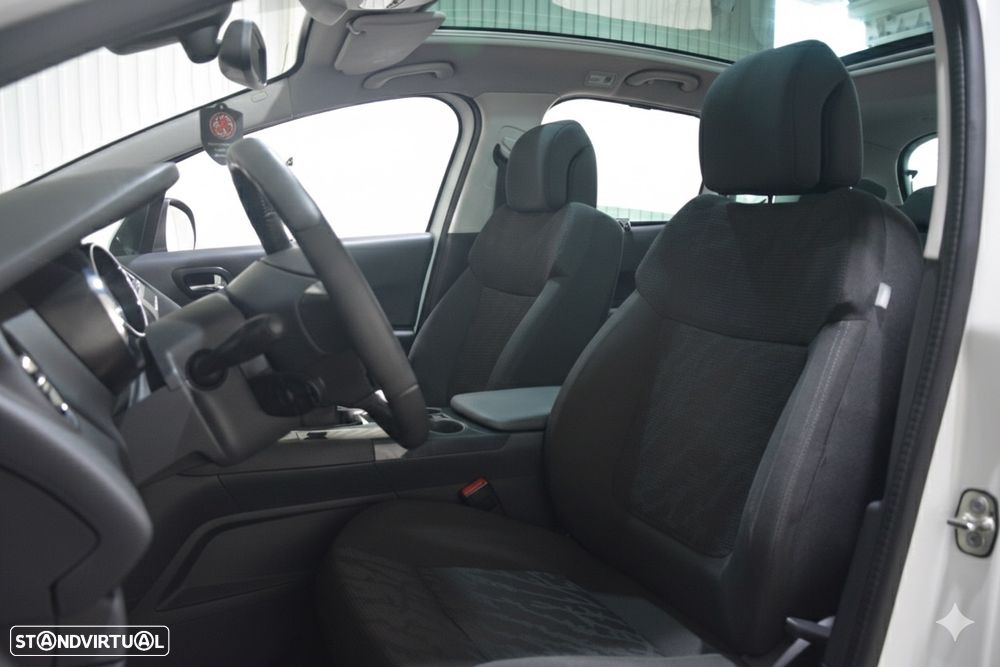 Peugeot 3008 1.6 HDi Allure - 8