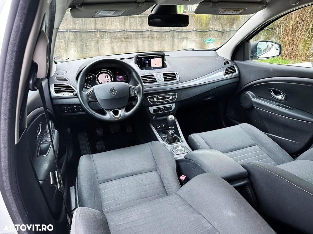 Renault Megane ENERGY TCe 115 Start & Stop LIMITED - 6