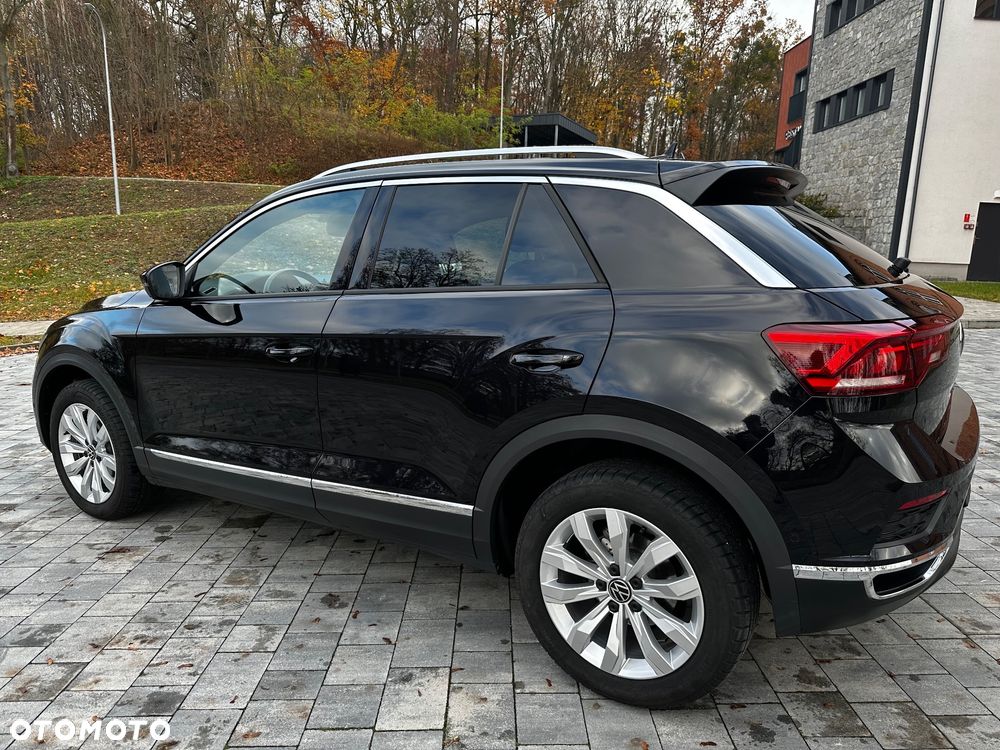 Volkswagen T-Roc - 10