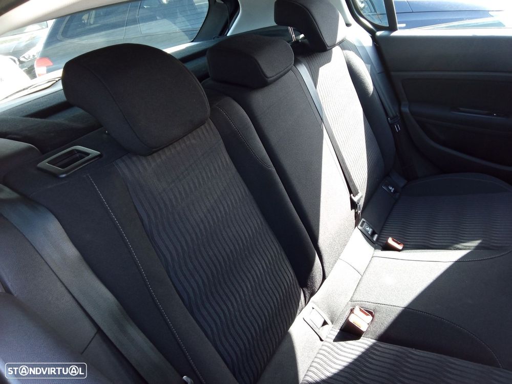 Peugeot 308 1.2 VTi Active - 27