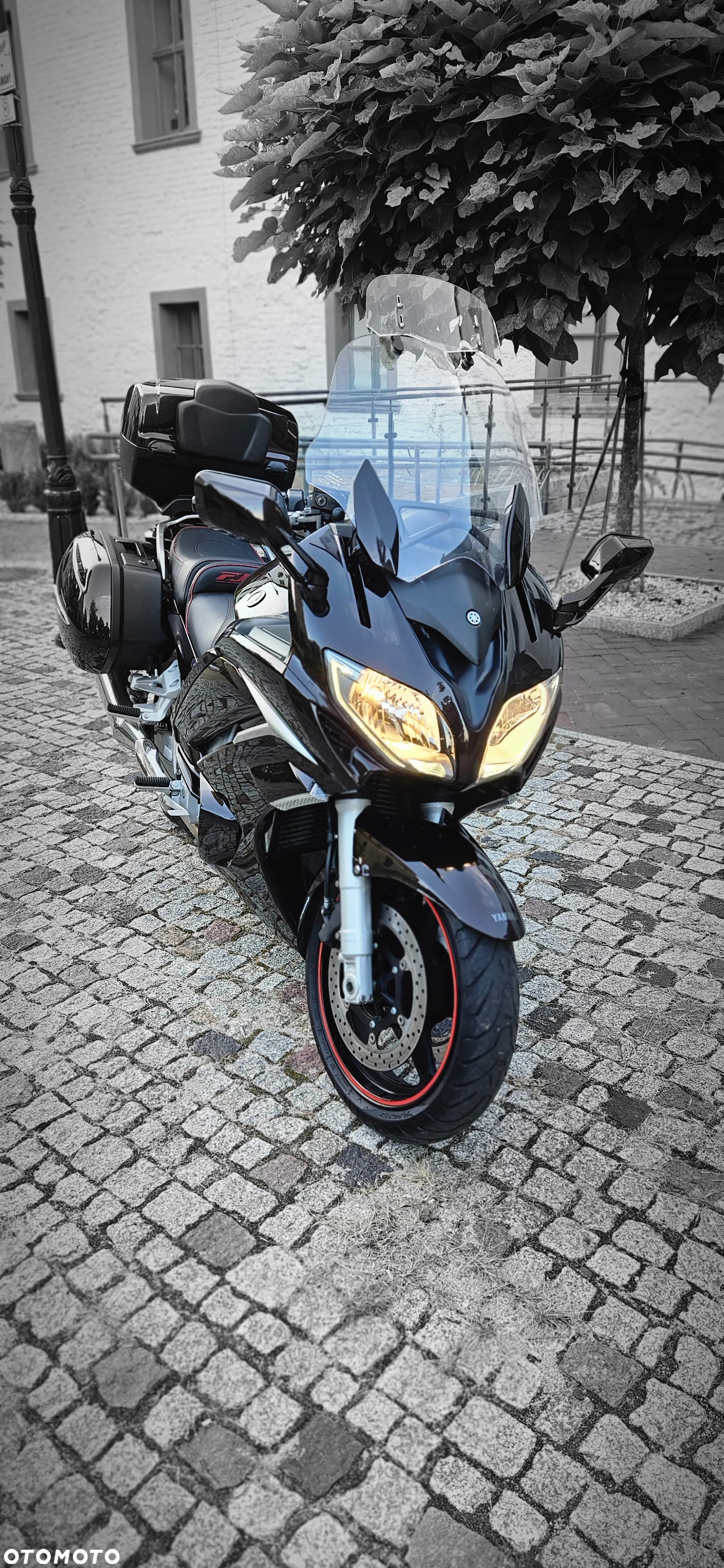 Yamaha FJR - 10