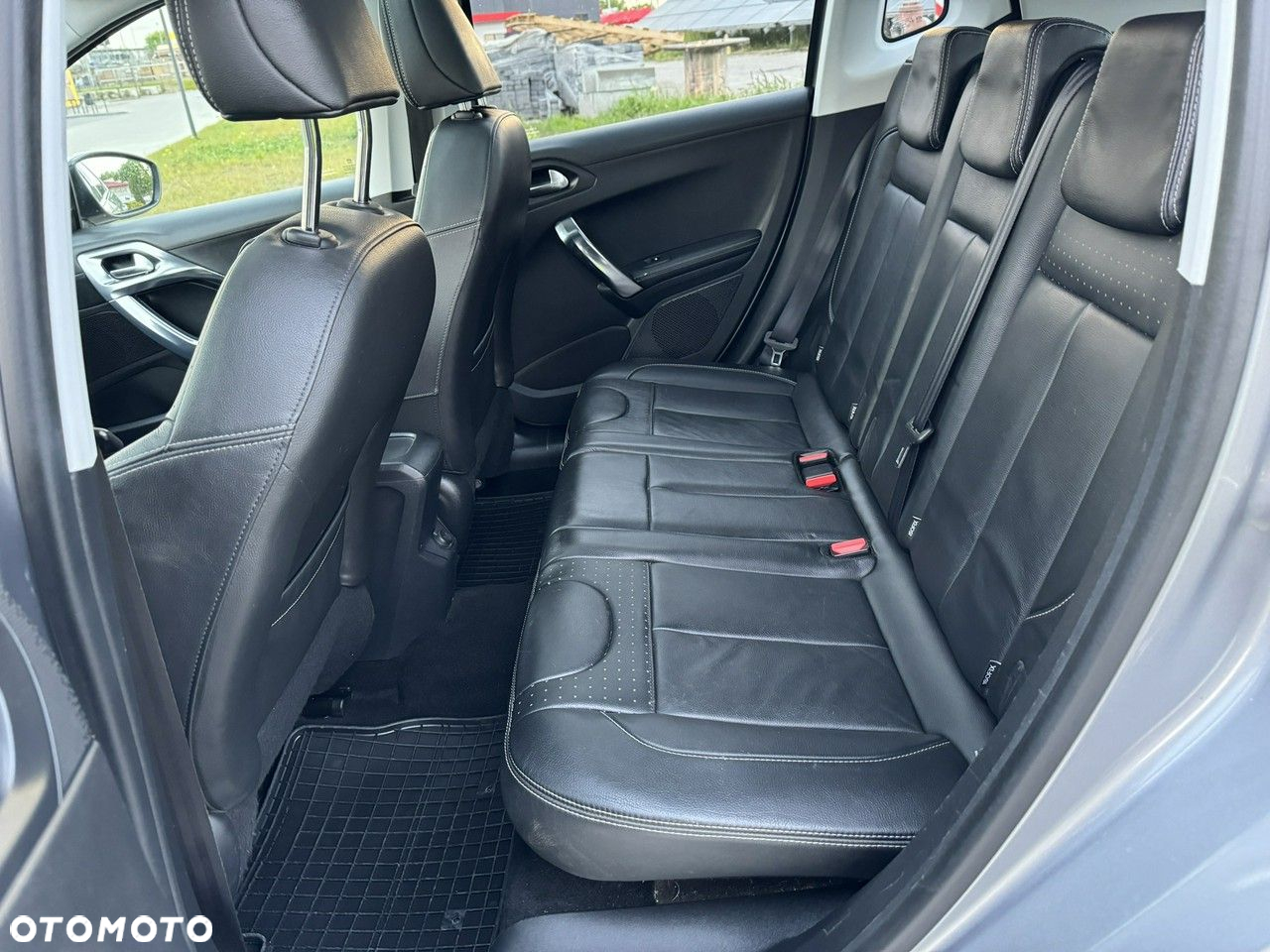 Peugeot 2008 - 29