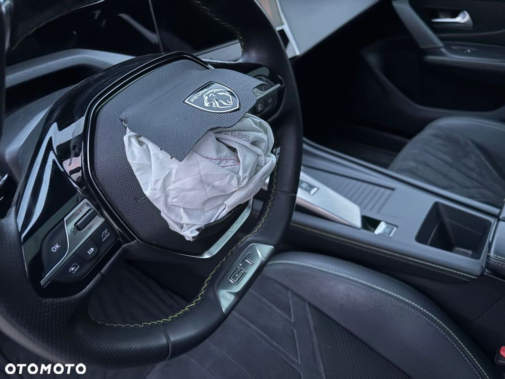 Peugeot 308 BlueHDi 130 EAT8 GT - 17