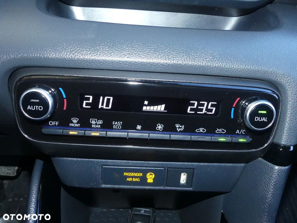 Toyota Yaris 1.5 Selection Style CVT - 38