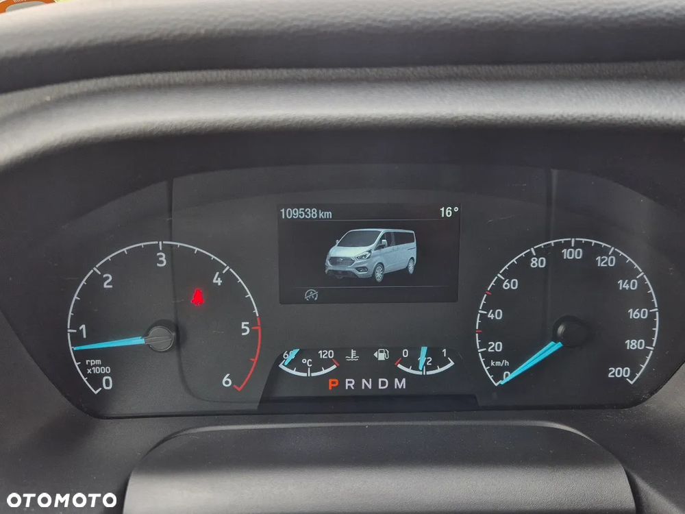 Ford Tourneo Custom 320 L2H1 VA Autm Titanium X - 23