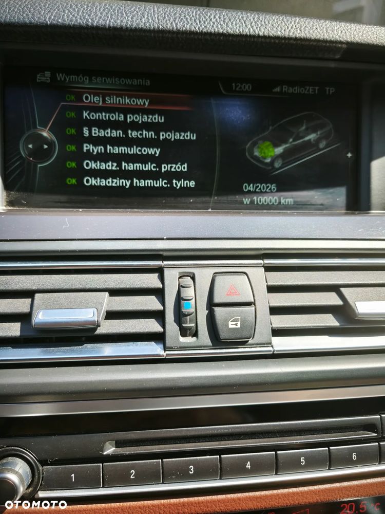 BMW Seria 5 525d Touring - 33