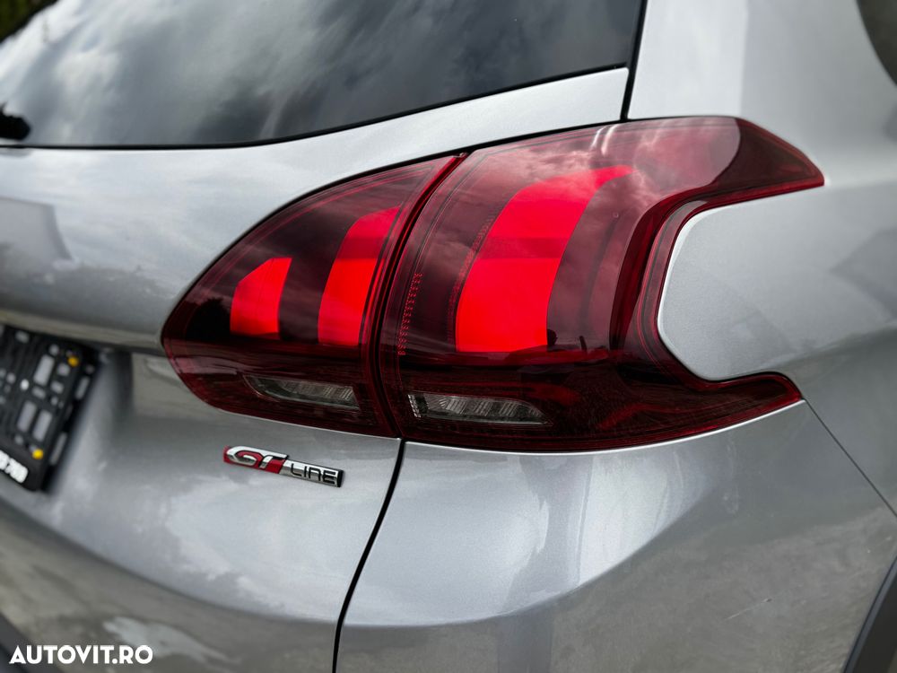 Peugeot 2008 1.2 PureTech Turbo S&S GT-Line - 32