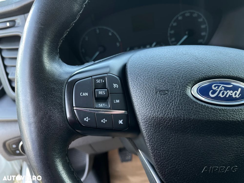 Ford Transit Custom - 14