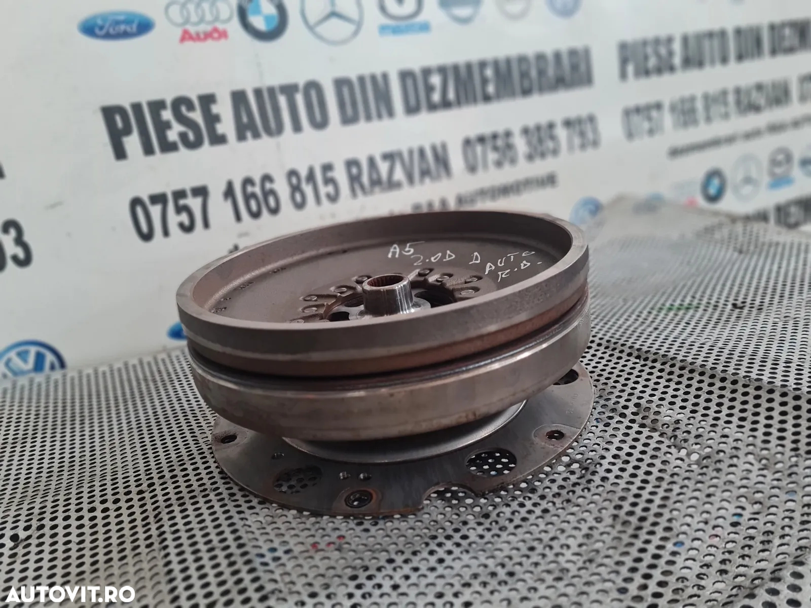 Volanta Masa Dubla Cutie Automata Audi A5 A4 B8 2.0 Tdi Euro 5 Motor CJC Cutie Automata NYM An 2012-2013-2014-2015 Volan Stanga Cod 0AW105317AK Dezmembrez Audi A5 Facelift 2.0 Tdi Automat Motor CJC Cutie Automata NYM Volan Stanga Xenon Piele An 2012-2013-2014-2015 - 2