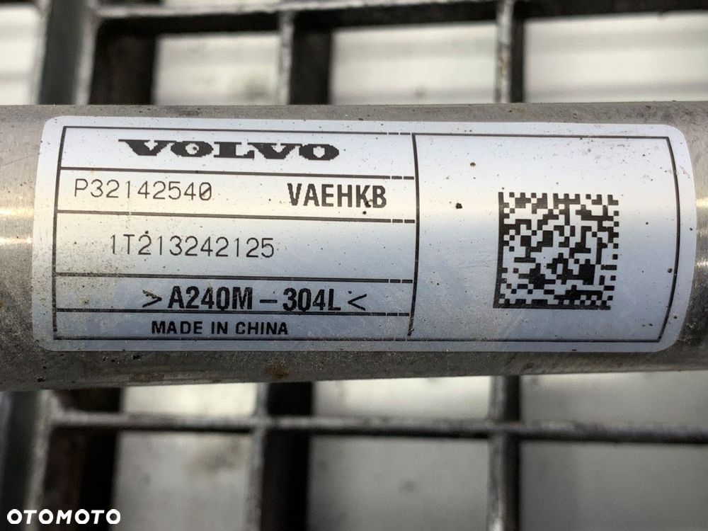 RURA WLEWU PALIWA - 90.00 PLN - VOLVO XC60 II (246) 2017 - 2022 T5 AWD 183 kW [249 KM] benzyna 2017 - 4