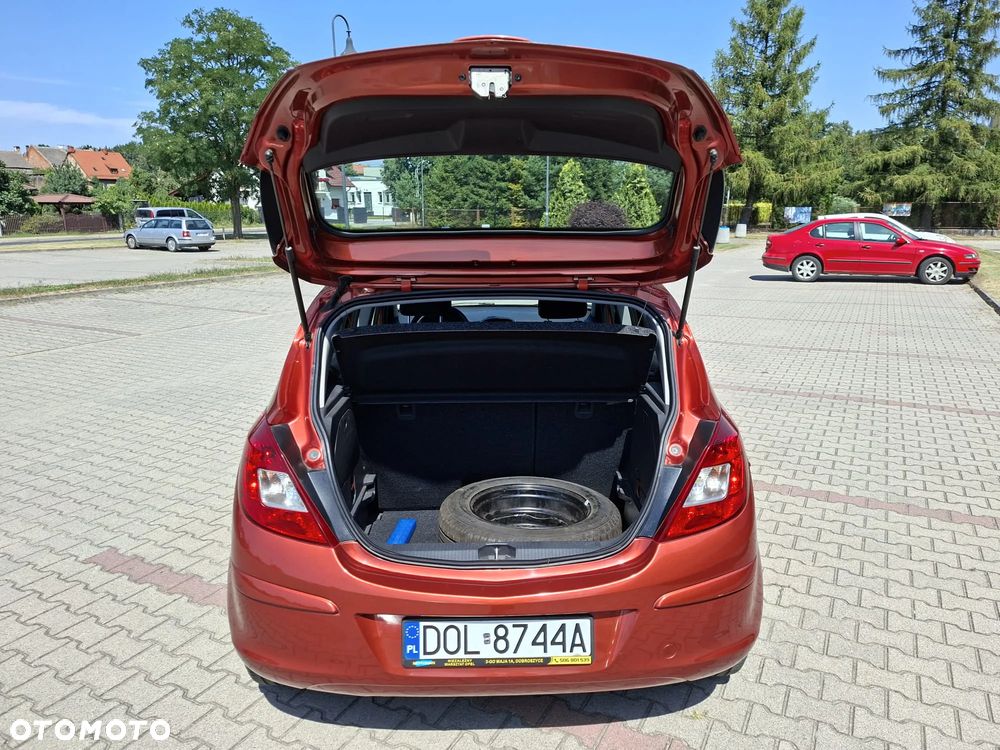 Opel Corsa 1.4 16V Active - 5