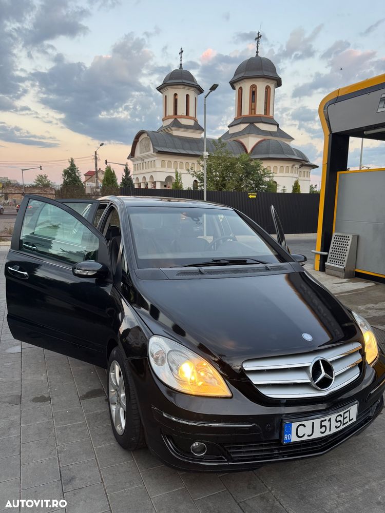 Mercedes-Benz B 180 - 7