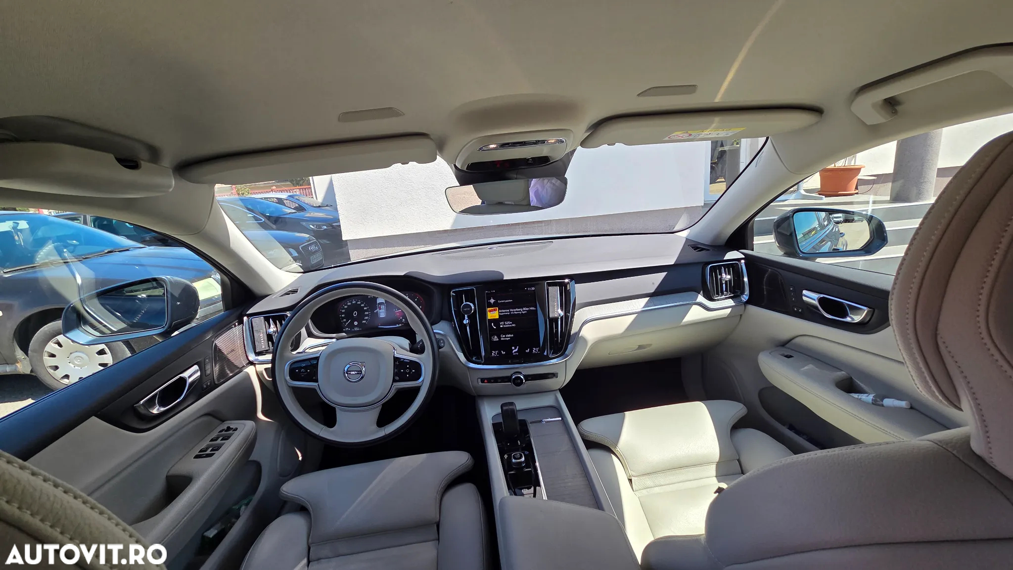 Volvo V60 B4 MHEV AT8 FWD Momentum Pro - 16