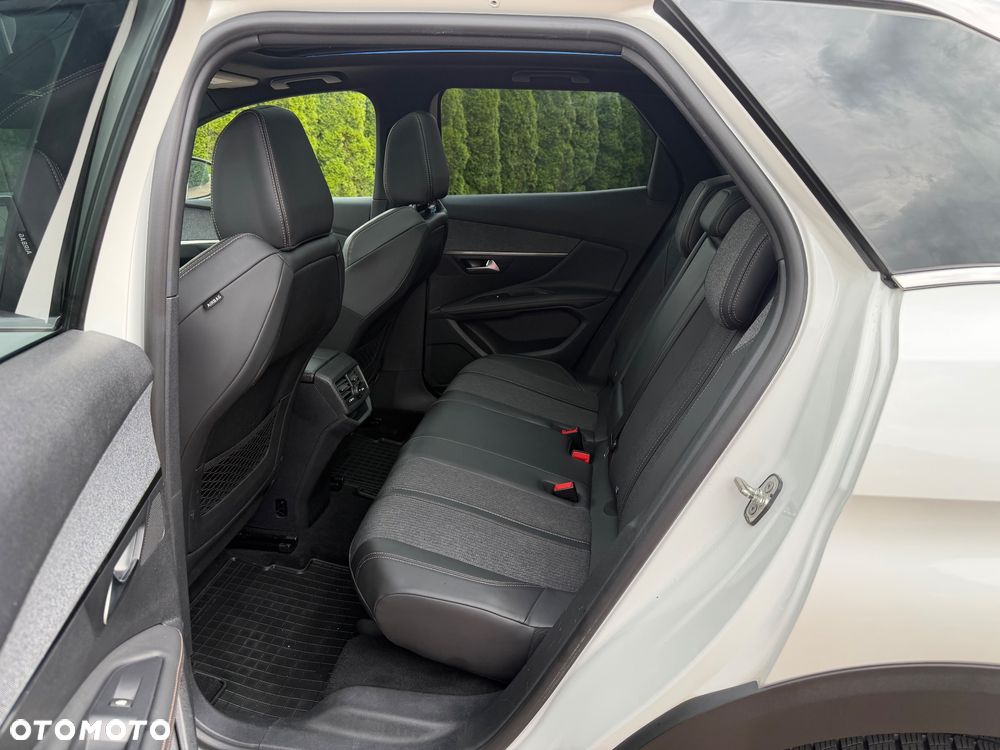 Peugeot 3008 1.2 PureTech Style - 12