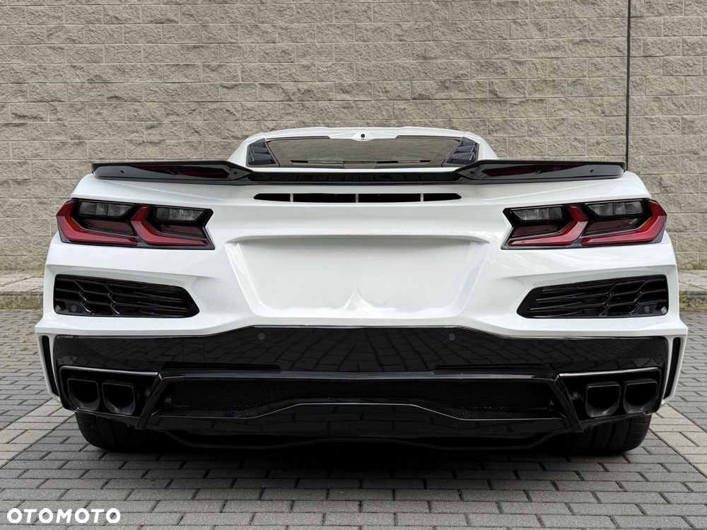 Chevrolet Corvette - 19