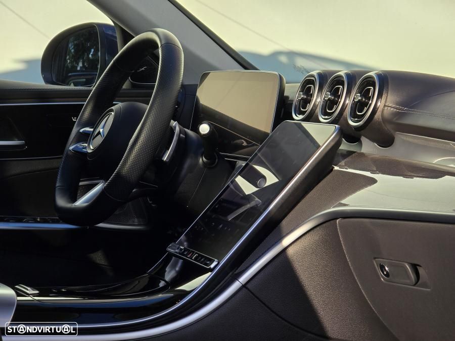 Mercedes-Benz C 300 de 4Matic T 9G-TRONIC AMG Line - 16
