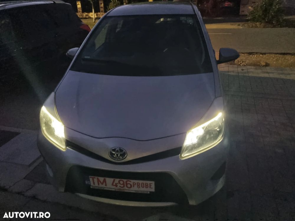 Toyota Yaris 1.5 VVT-i HSD Luna - 27