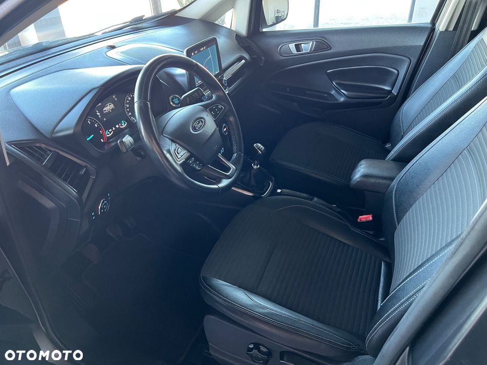 Ford EcoSport - 11