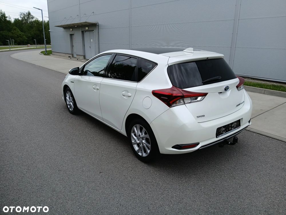 Toyota Auris - 4