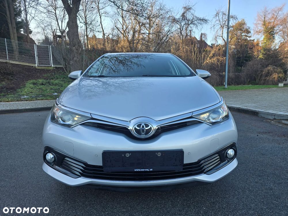 Toyota Auris 1.2 Turbo Multidrive S Executive - 26