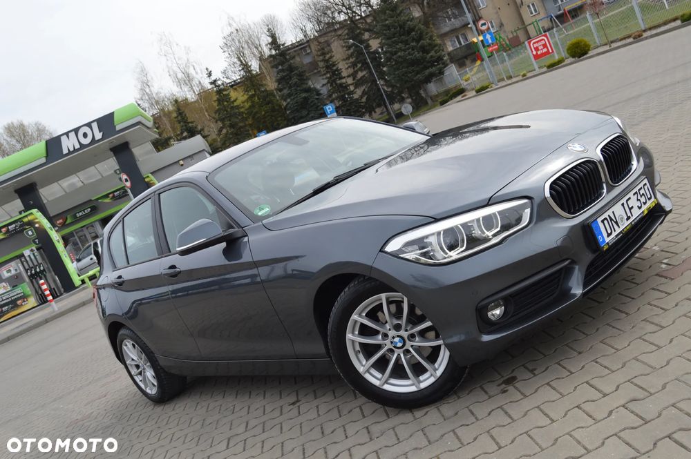 BMW Seria 1 118i Sport Line - 12