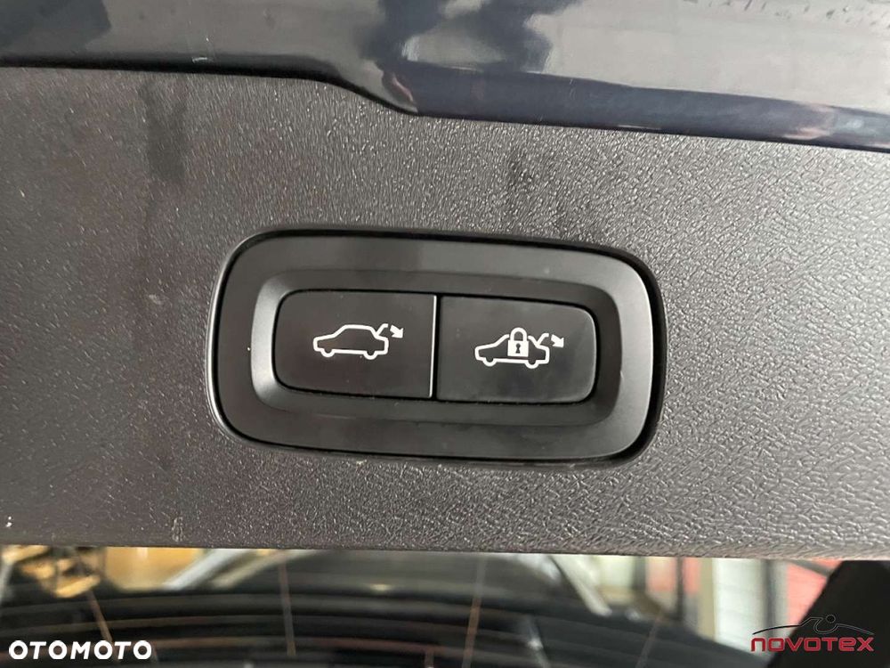 Volvo V60 D3 Momentum Pro - 14