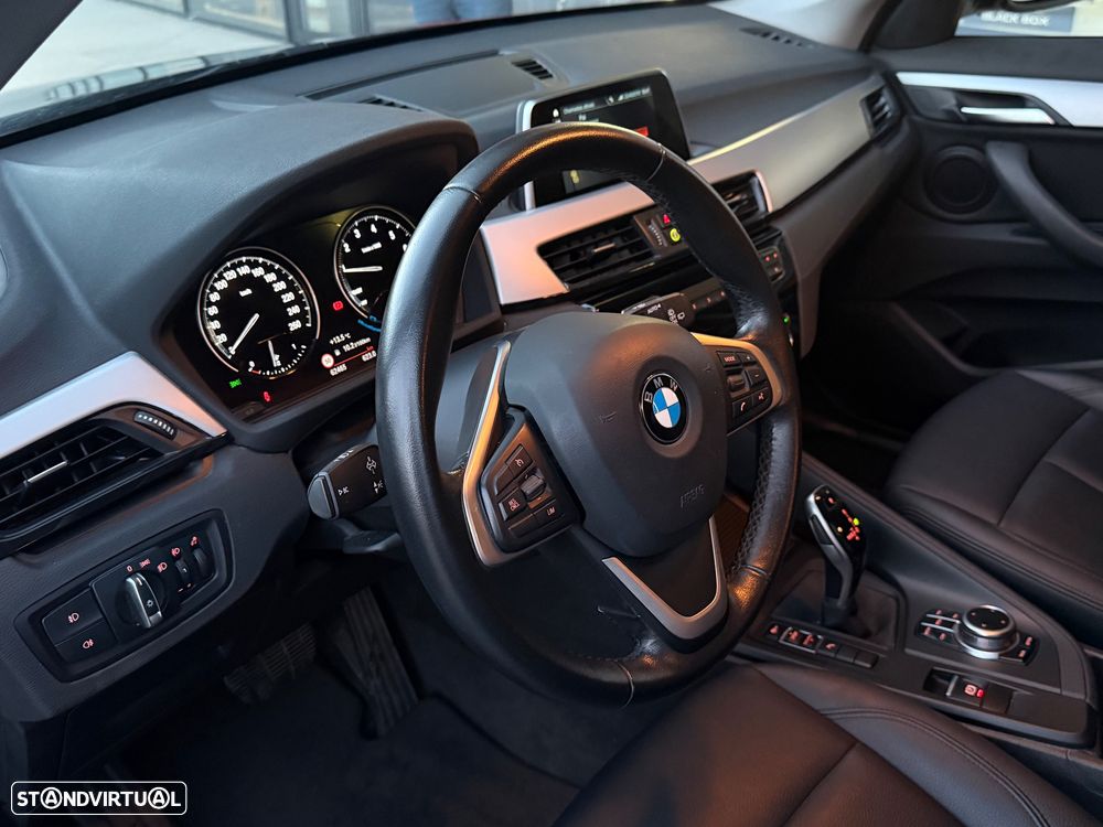 BMW X1 sDrive18i Aut. Advantage - 18