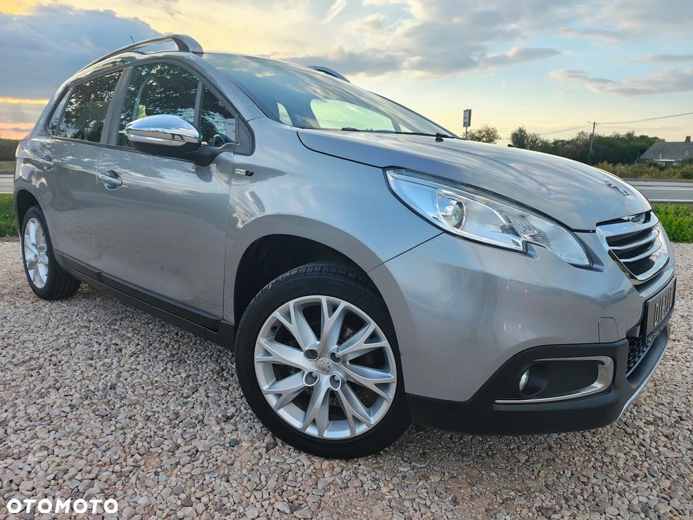 Peugeot 2008 1.6 BlueHDi Style - 8