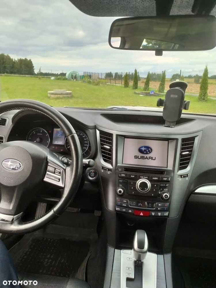 Subaru Outback 2.0 D Comfort AT - 9