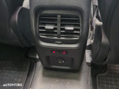 Ford Kuga - 9