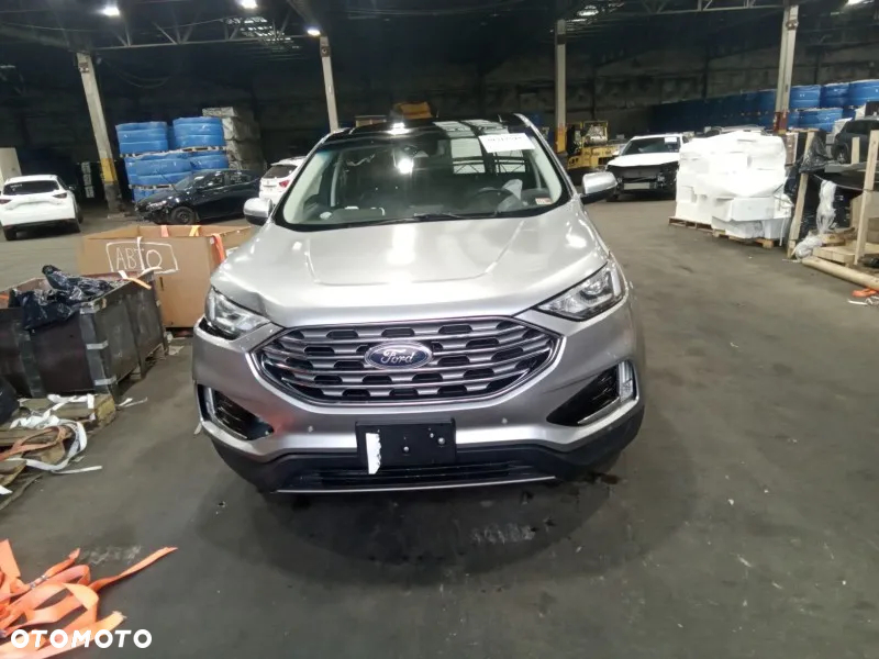 Ford Edge - 31