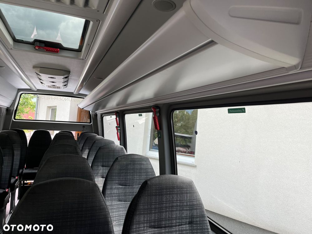 Mercedes-Benz Sprinter Transfer - 10