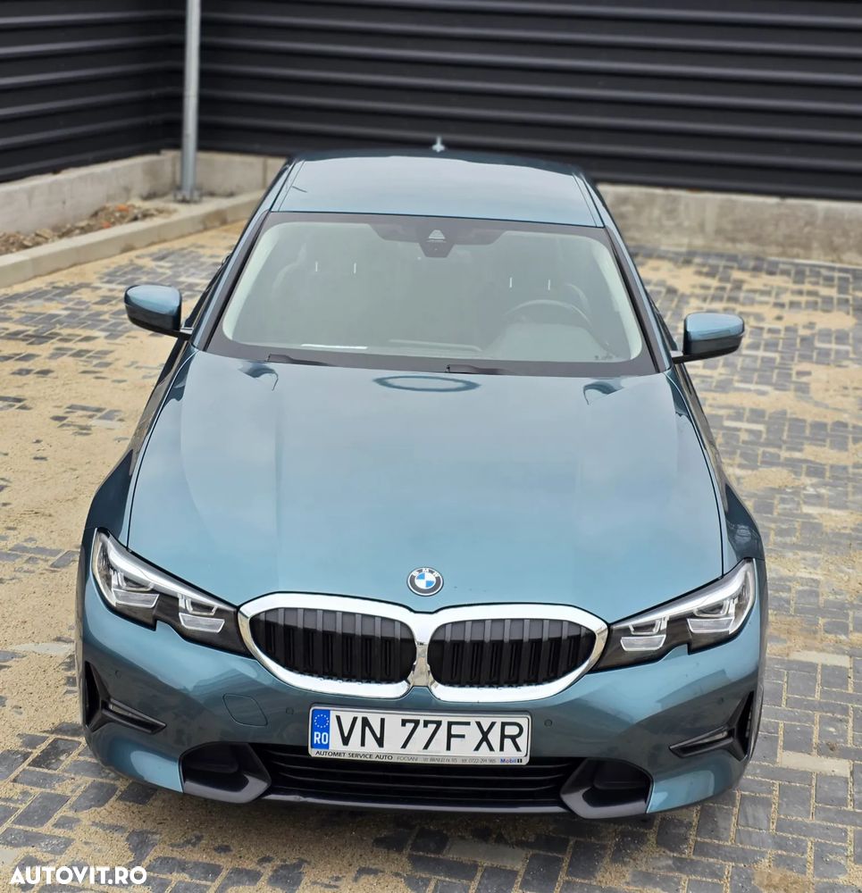 BMW Seria 3 318d - 12