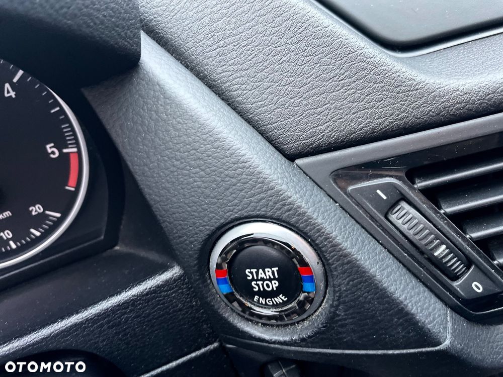 BMW X1 sDrive18d xLine - 21