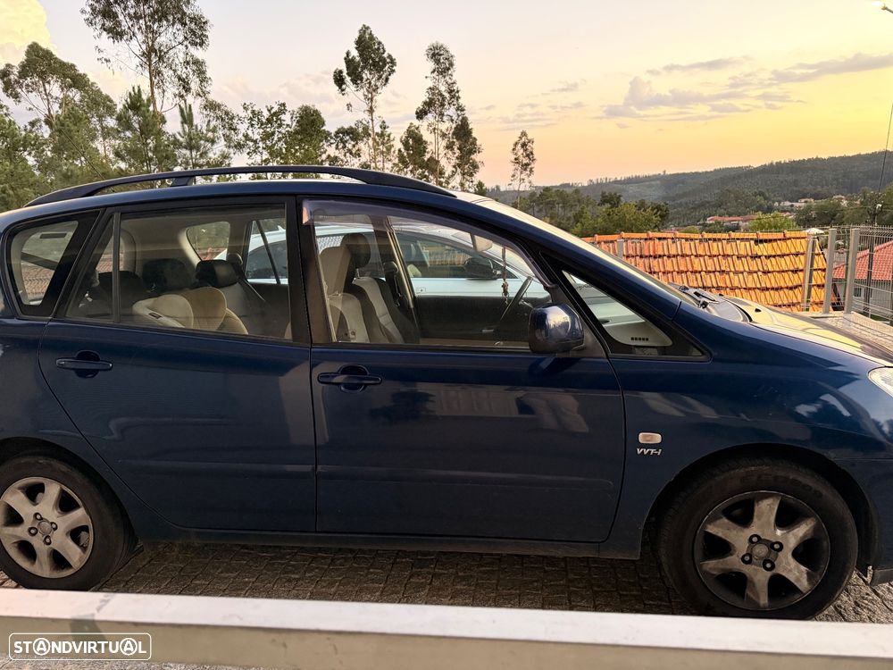 Toyota Corolla Verso 1.6 VVT-i - 2