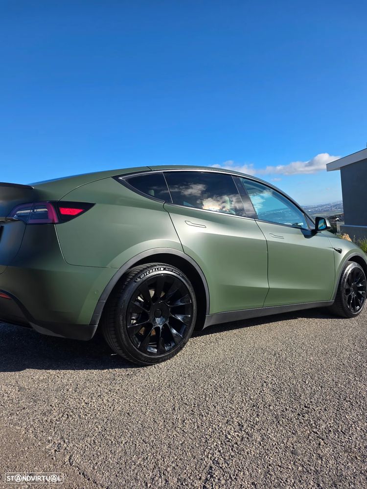 Tesla Model Y Long Range Dual Motor AWD - 1