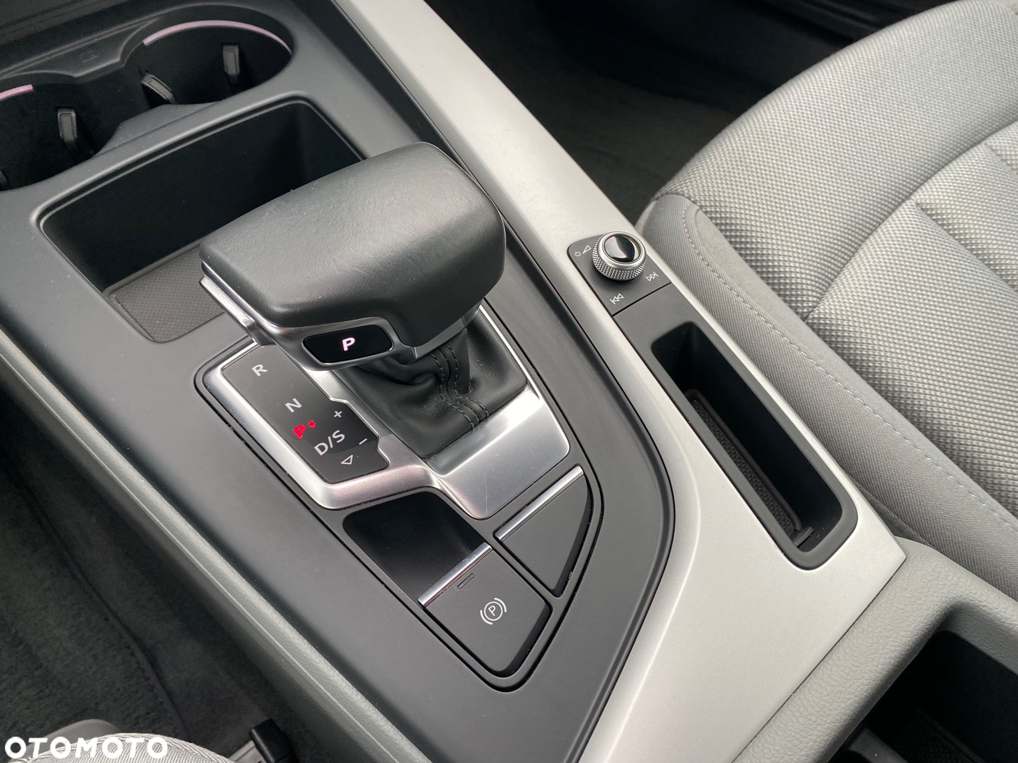 Audi A4 35 TDI S tronic - 17