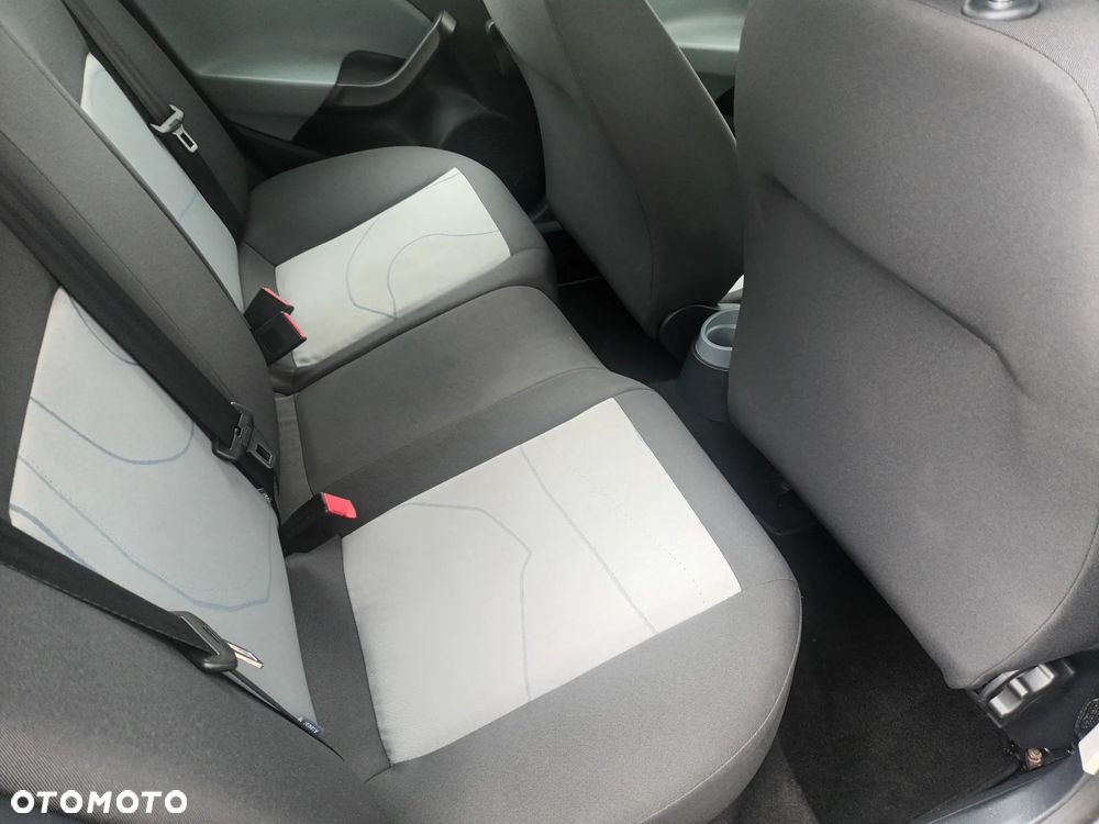 Seat Ibiza 1.4 16V Reference - 5
