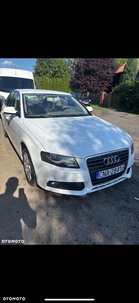 Audi A4 Limousine - 13