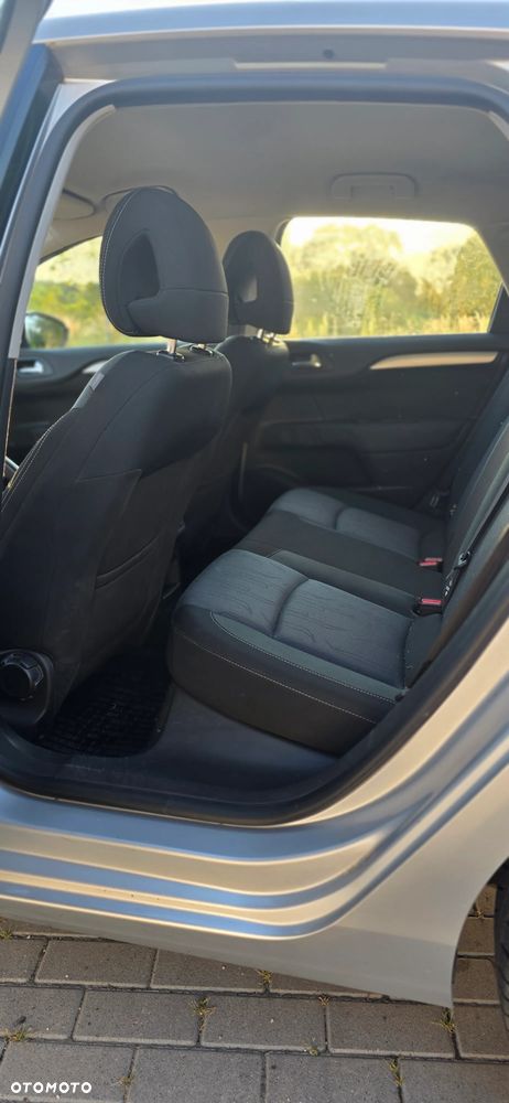 Citroën C4 1.6 HDi Attraction - 26