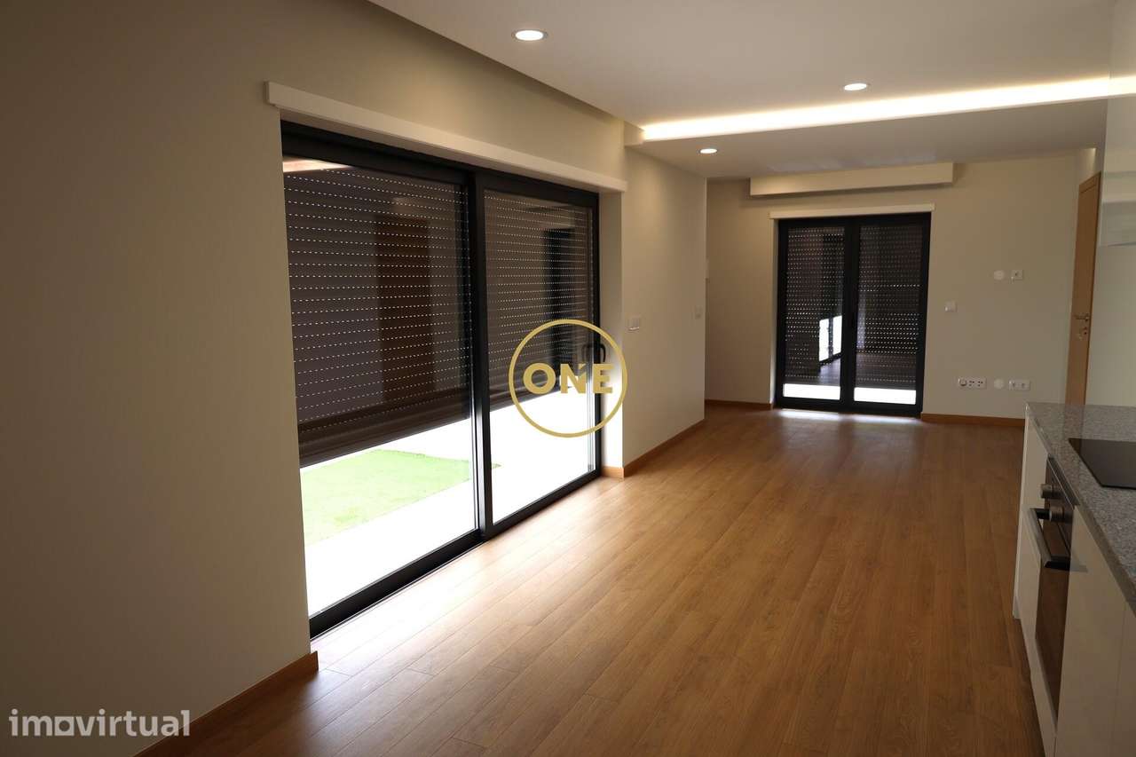 Andar Moradia T2 Novo com Jardim e Garagem – Calendário, Vila Nova de - Grande imagem: 5/24