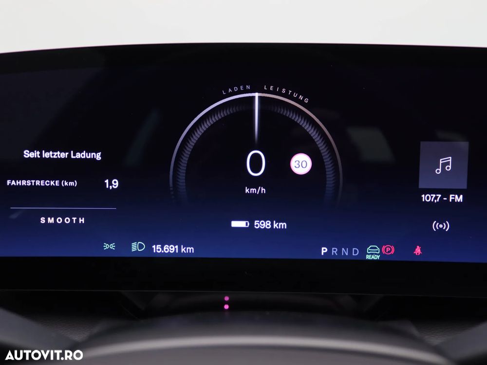 Lucid Air AWD Touring - 9